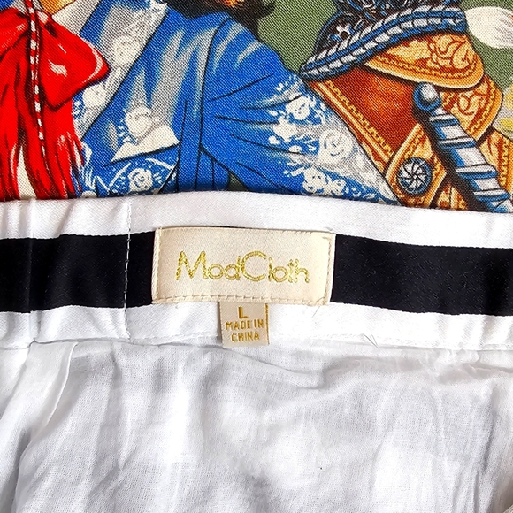 Modcloth Pleated Full Skirt, Size Large - Picture 3 of 4